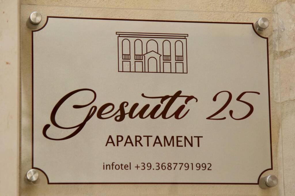 Gesuiti 25 Bari Exterior photo